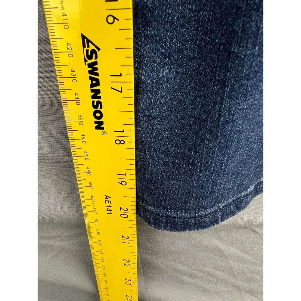 Gloria Vanderbilt Amanda Capri Jeans Women 22W Swan Series Blue Stretch Denm NWT